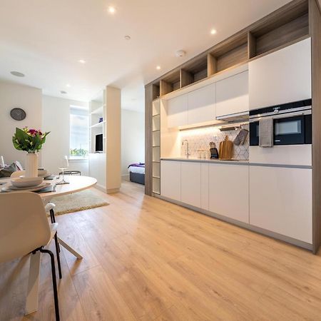 Cozy Apartments - Free Wifi And Parking Onsite Feltham Ngoại thất bức ảnh