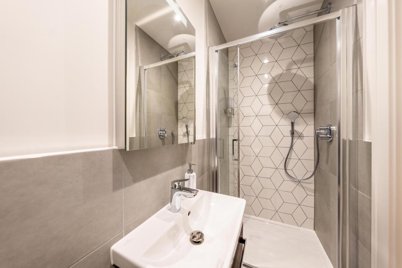 Cozy Apartments - Free Wifi And Parking Onsite Feltham Ngoại thất bức ảnh