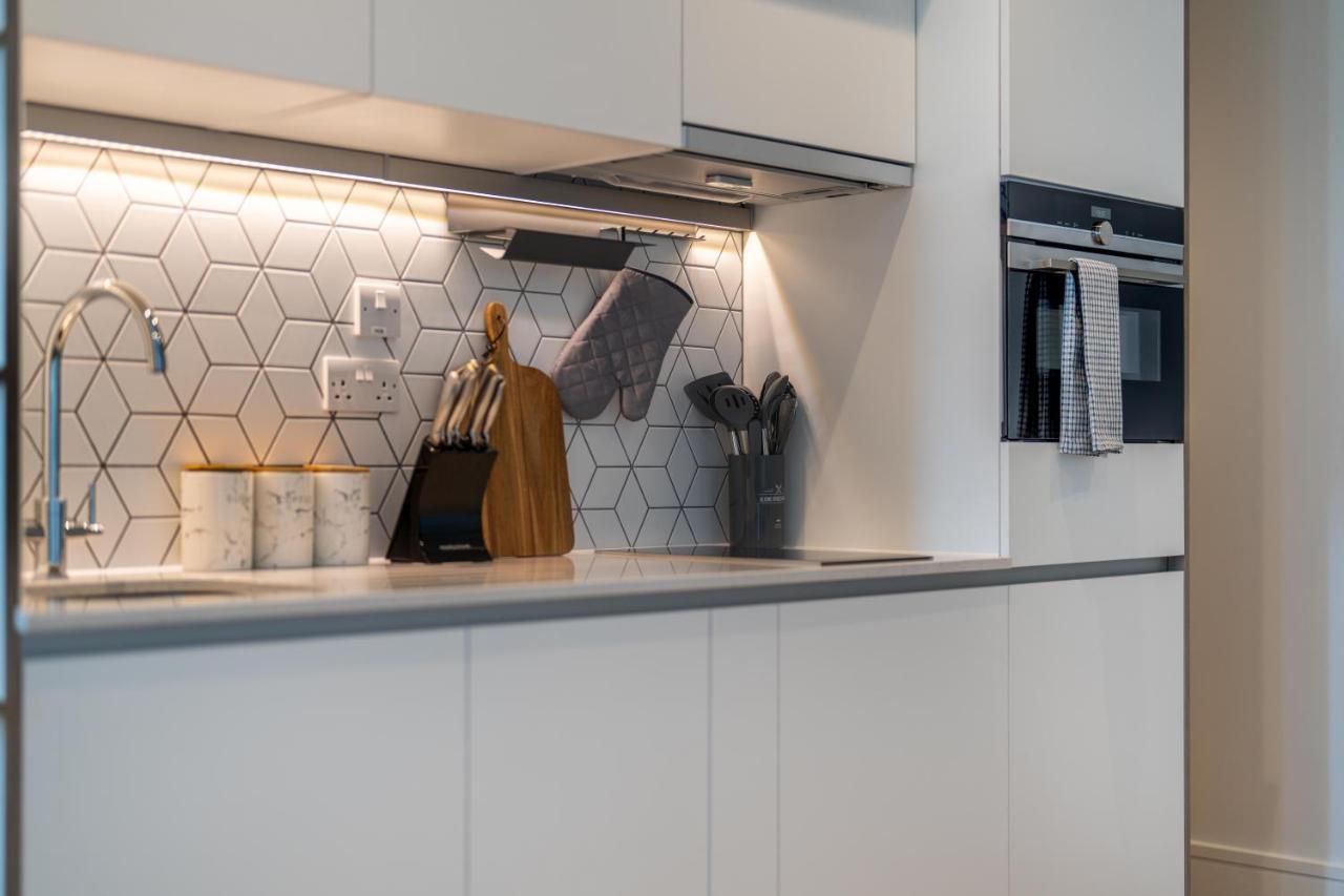 Cozy Apartments - Free Wifi And Parking Onsite Feltham Ngoại thất bức ảnh