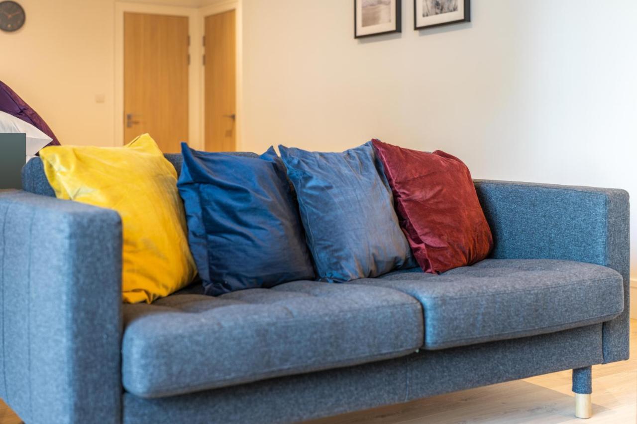 Cozy Apartments - Free Wifi And Parking Onsite Feltham Ngoại thất bức ảnh