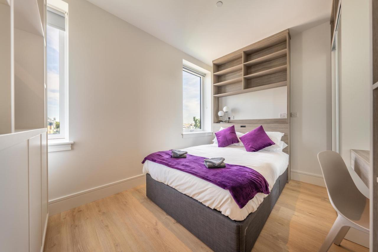 Cozy Apartments - Free Wifi And Parking Onsite Feltham Ngoại thất bức ảnh