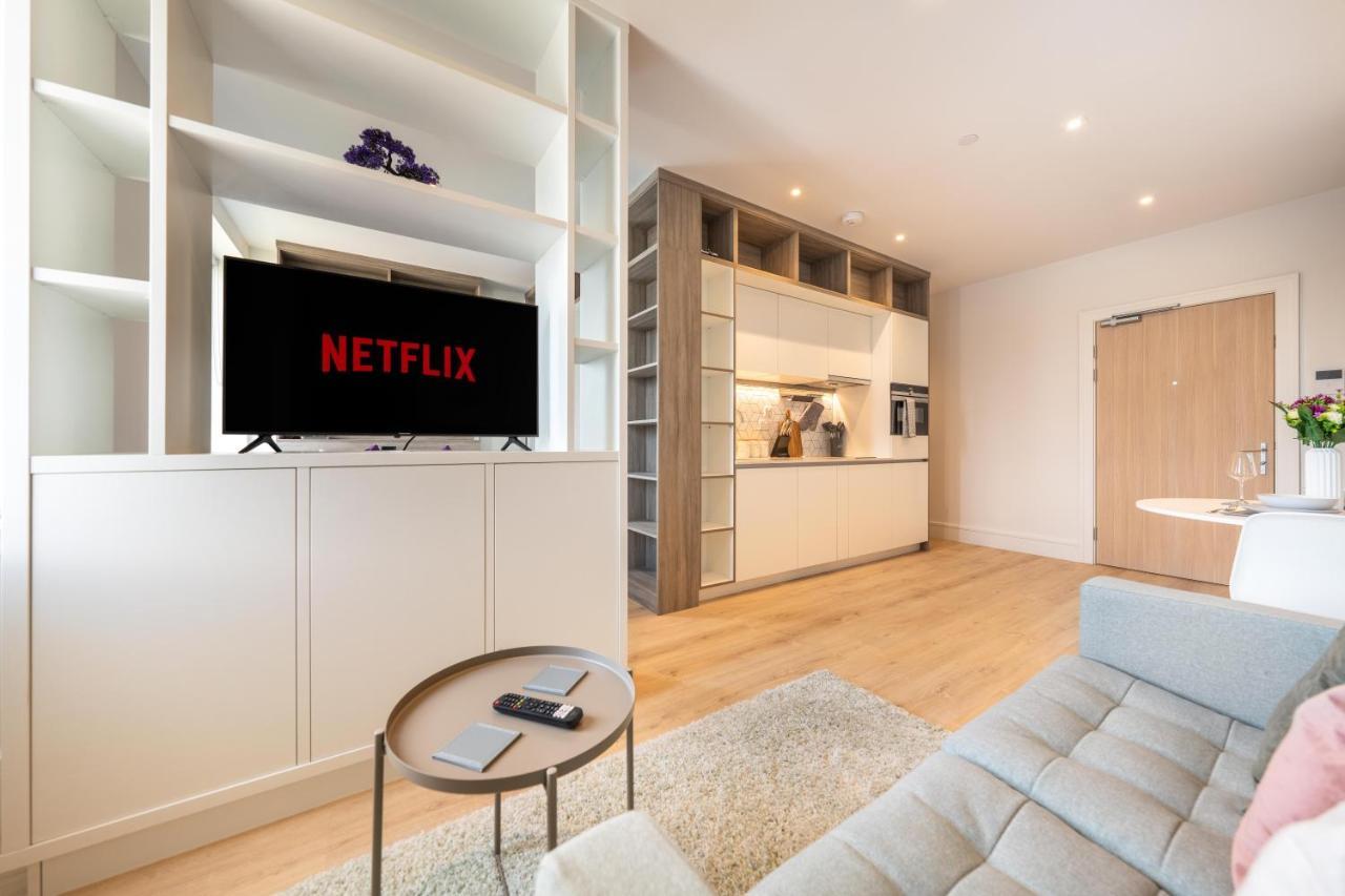 Cozy Apartments - Free Wifi And Parking Onsite Feltham Ngoại thất bức ảnh